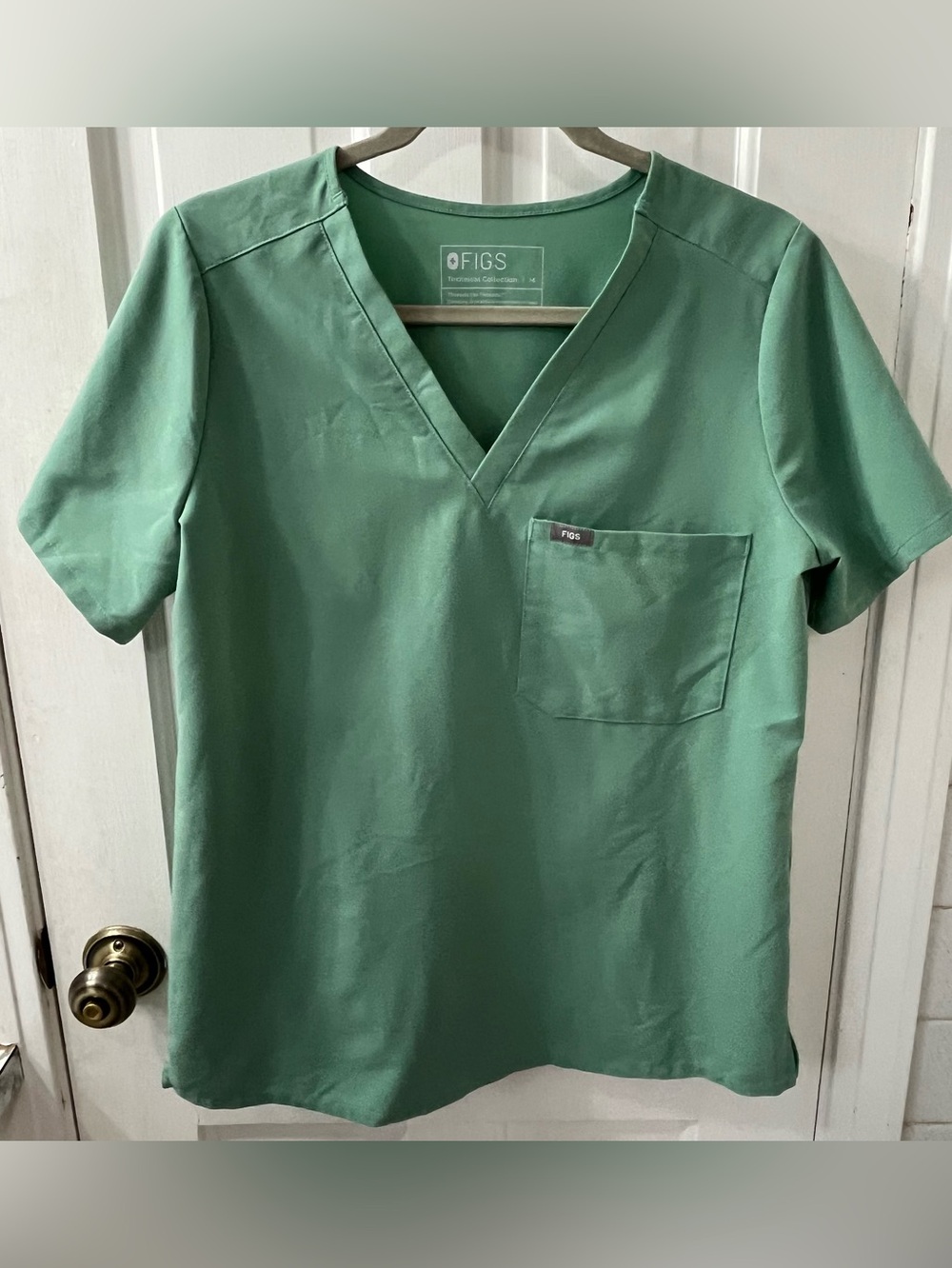 FIGS Jade Catarina One-Pocket Scrub Top Women’s Medium M PO# 1770
